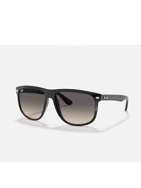 Ray-Ban Black Frame Boyfriend Sunglasses 🕶️